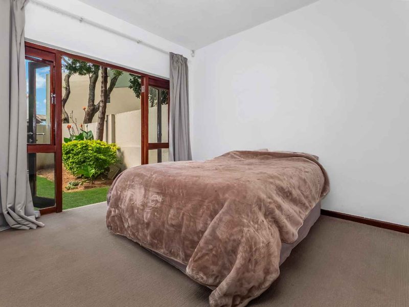 Superb 1 Bedroom, 1 Bathroom Garden Apartment For Sale in Broadacres - Photo 8