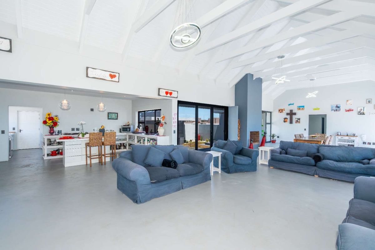 Property with Views in Olifantskop, Langebaan - Photo 5