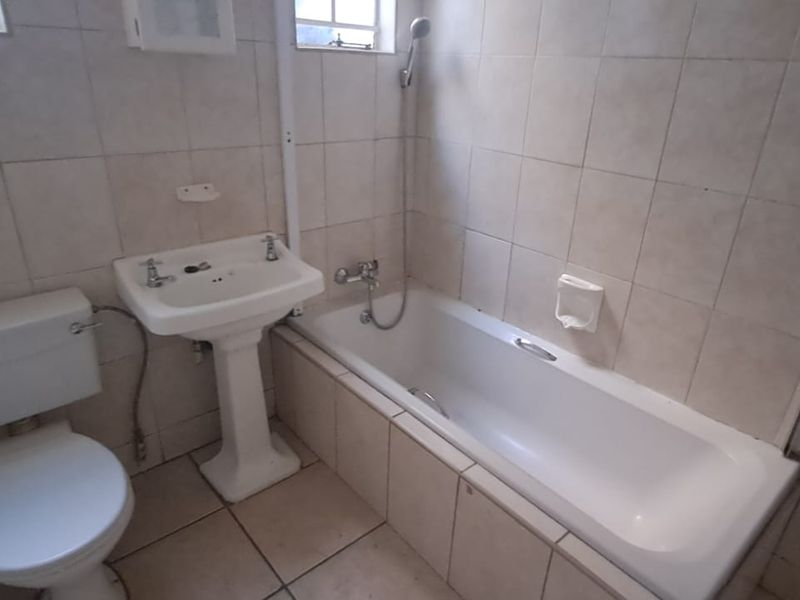 Modern Comfort Meets Versatile Living in New Redruth - Photo 8