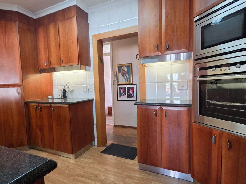 4 Bedroom House for sale in Verwoerdpark Alberton - Photo 9