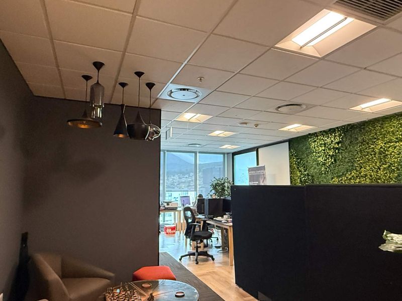 Prestigious 265m2 Portside Office to let - Photo 5