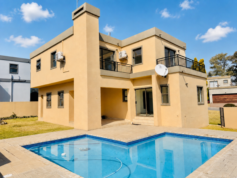 3-Bedroom Home In The Heart Of Kyalami
