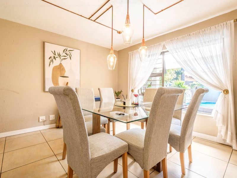 Spacious 4-Bedroom Monte Christo Home with Solar-Heated Pool - Photo 10