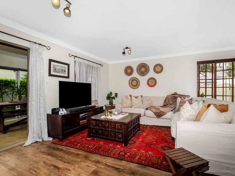 DELIGHTFUL DUPLEX LIVING IN LOVELY LONEHILL WILL LEAVE YOU IN ABSOLUTE AWE - Photo 5
