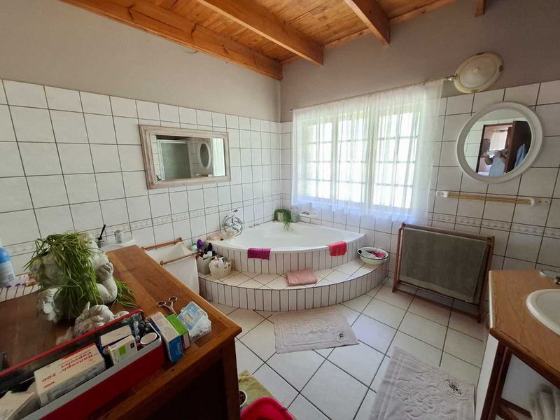 Stunning family home in Askham, the heart of the Kalahari - Photo 10