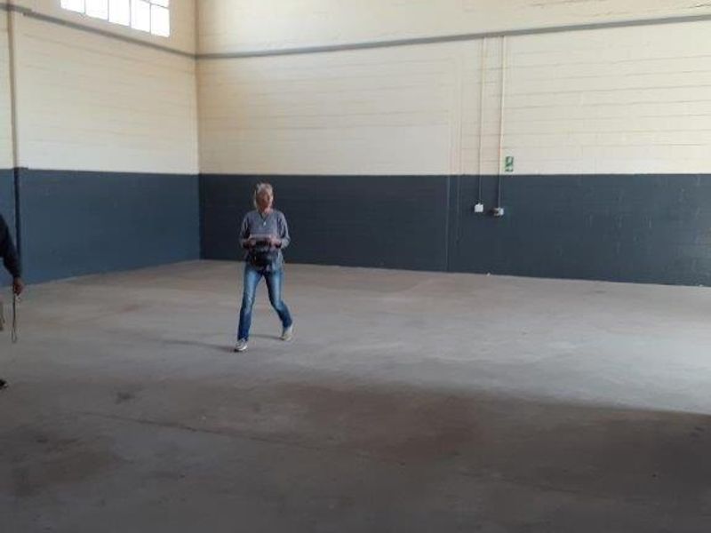 WAREHOUSE FOR SALE - Photo 6