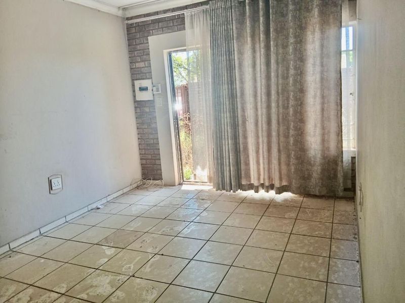 Beautiful home for Sale - Photo 8