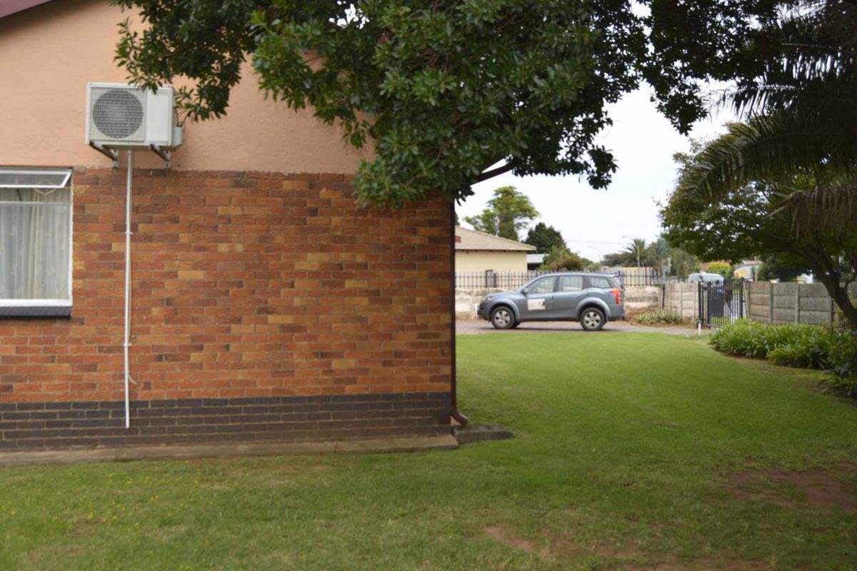 A Story of Home, Happiness, and Opportunity in Birchleigh - Photo 5