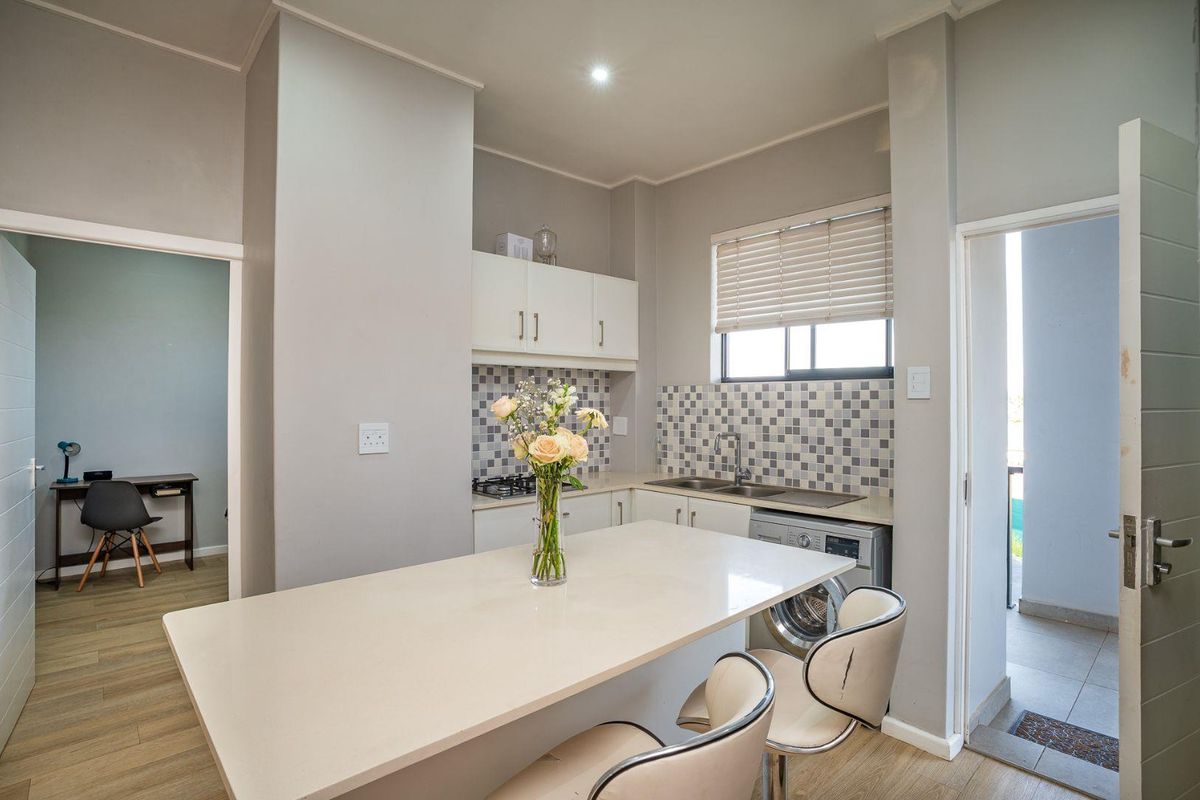 Modern Apartment Living in the Heart of Hillcrest Central - Photo 2