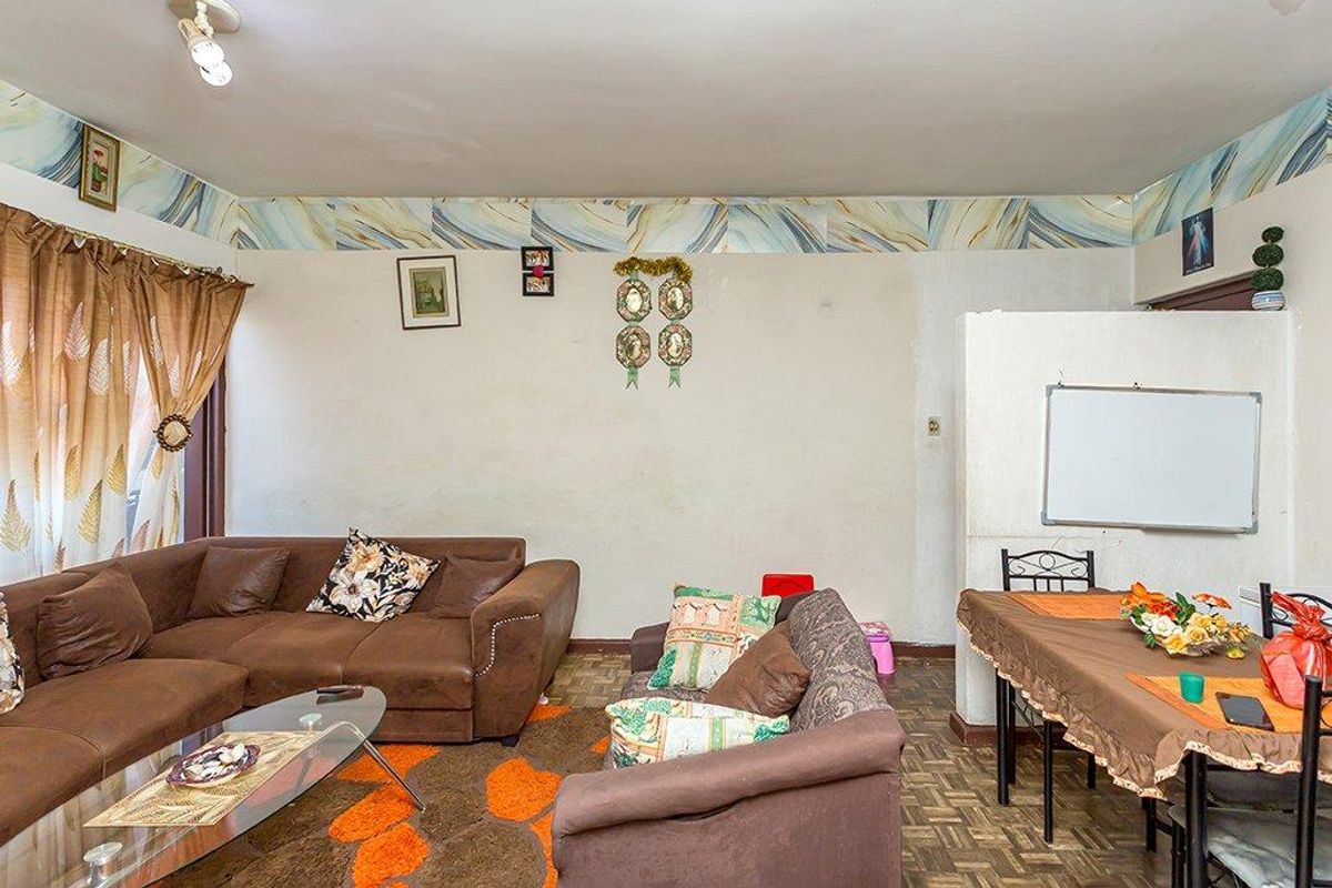 Spacious Two Bedroom Apartment - Photo 5