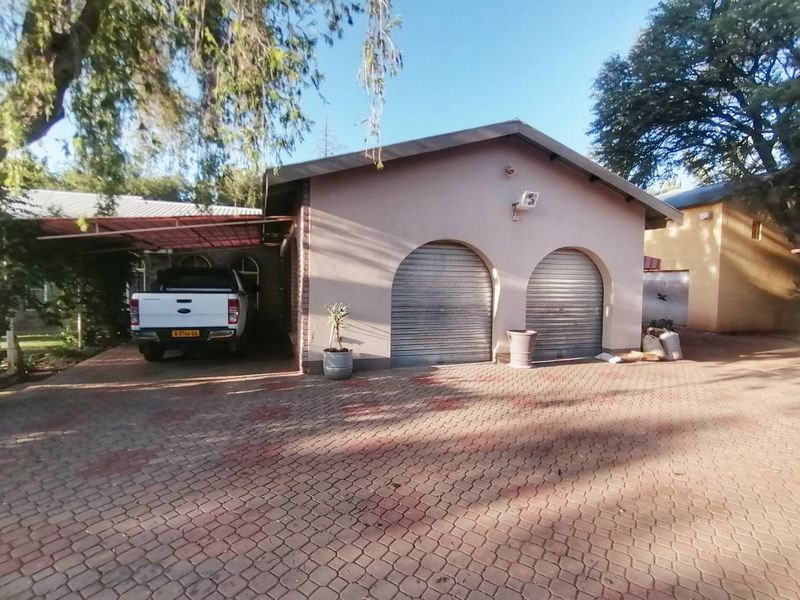 GORGOUES PLOT FOR SALE, ENDLESS POSSIBILLITIES - MARIENTAL (HARDAP) - Photo 2