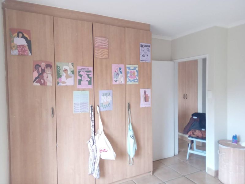 2 Bedroom Apartment Rental - Photo 6