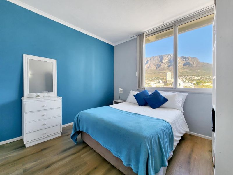Ultimate Urban Living with Iconic Table Mountain Views - Photo 3
