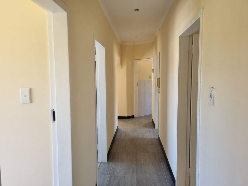 Spacious Family Home in Prime Location Beacon Bay - Photo 10