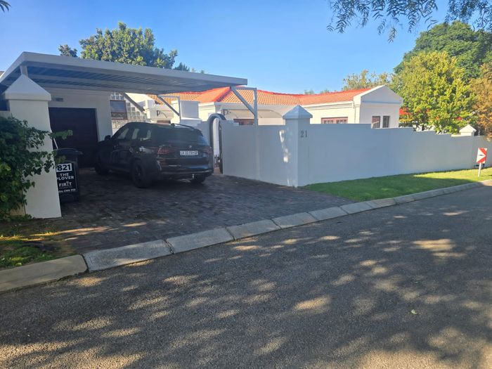 Property #2485032, House For Sale in Midrand Central