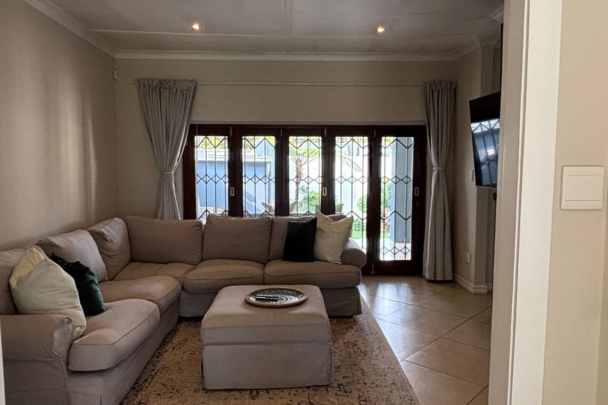 Spacious Home with Cottage, Pool & Top Security in Norwood - Photo 2