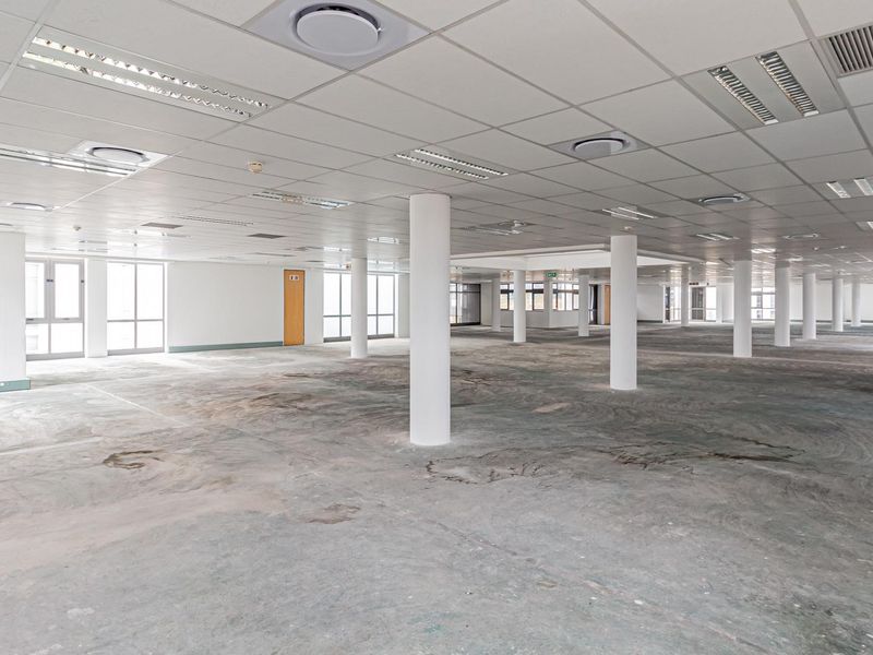 OFFICE SPACE TO LET IN MAXWELL OFFICE PARK. - Photo 8