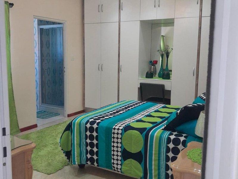 Your Private Paradise: Where Comfort Meets Elegance! - Photo 10