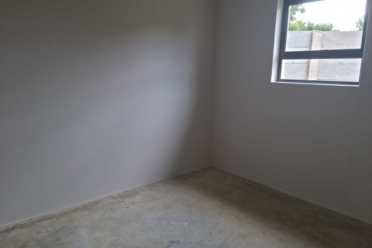 R 695 675! Daveyton ! Transfer & conveyancing INCLUDED. - Photo 4