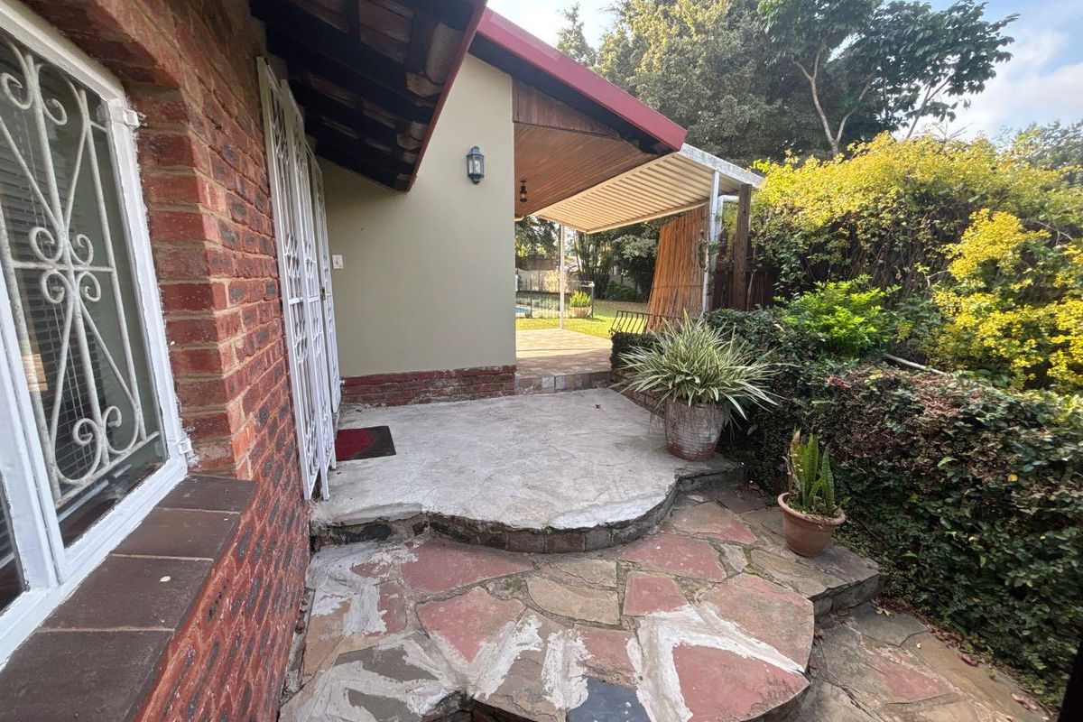 5 Bedroom Family home for Sale in Westville - Photo 5