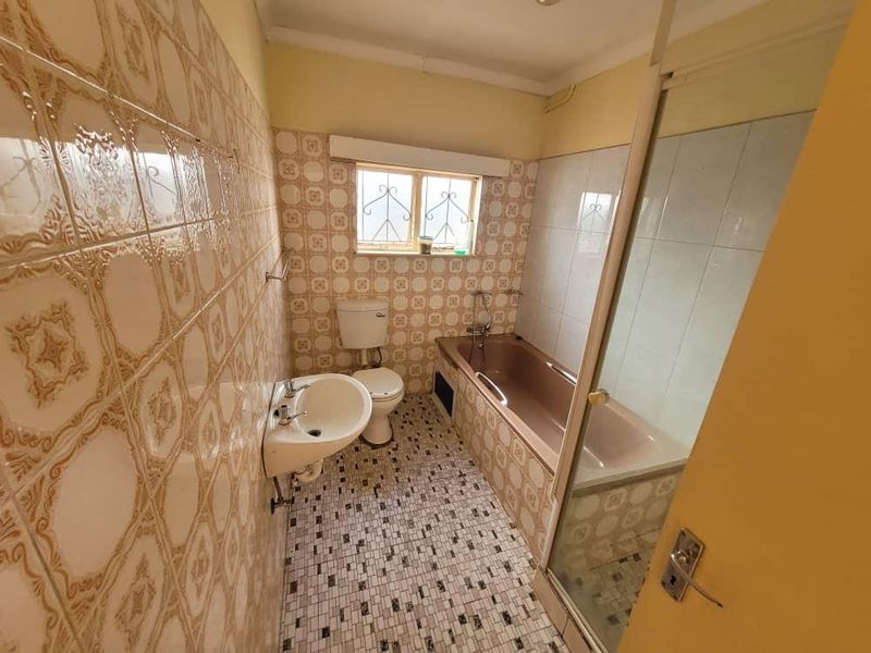 House for sales in Katutura- Malaka Draai - Photo 7