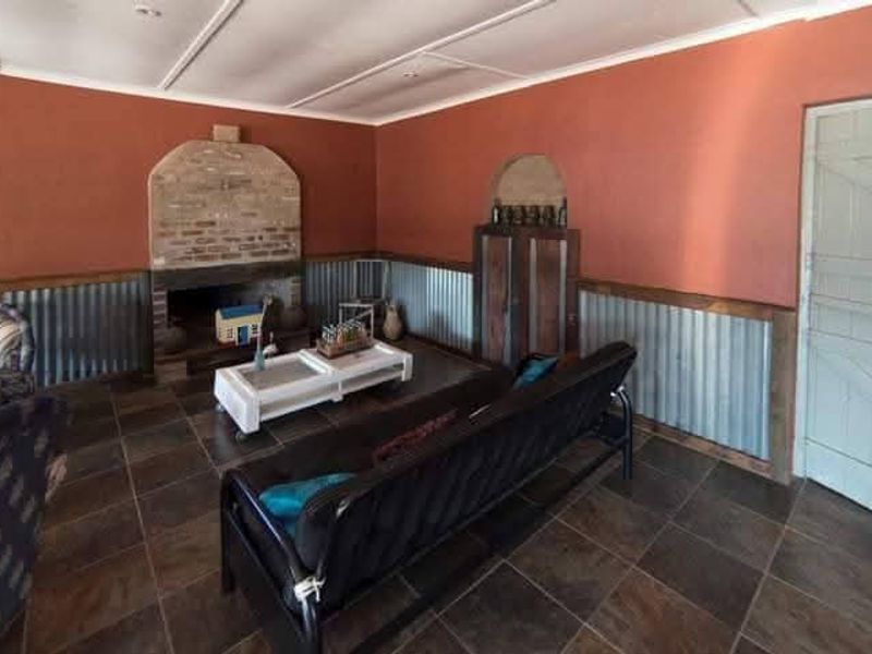 Beautiful small holding with various opportunities for sale - Photo 2