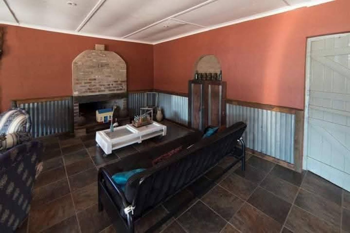 Beautiful small holding with various opportunities for sale - Photo 2