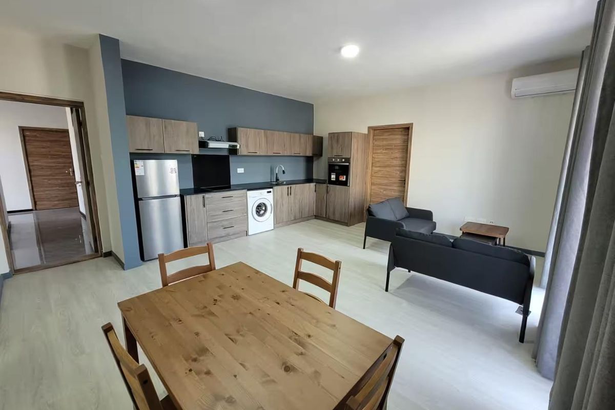 RS 8,3m | Turnkey Investment – Brand-New 2-Bedroom in Flic en Flac - Photo 2