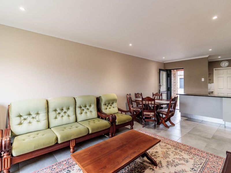 Neat & Convenient Townhouse in Secure Complex - Photo 4