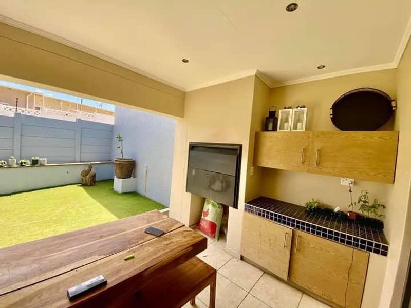 4 bedroom townhouse to let Ludwigsdorf - Photo 7