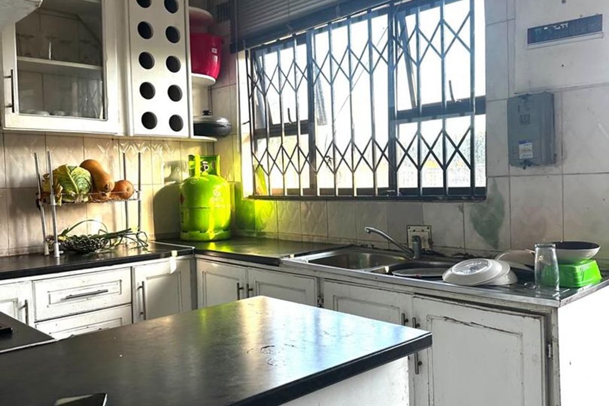 Compact Three-Bedroom Home in Esikhawini - Photo 3