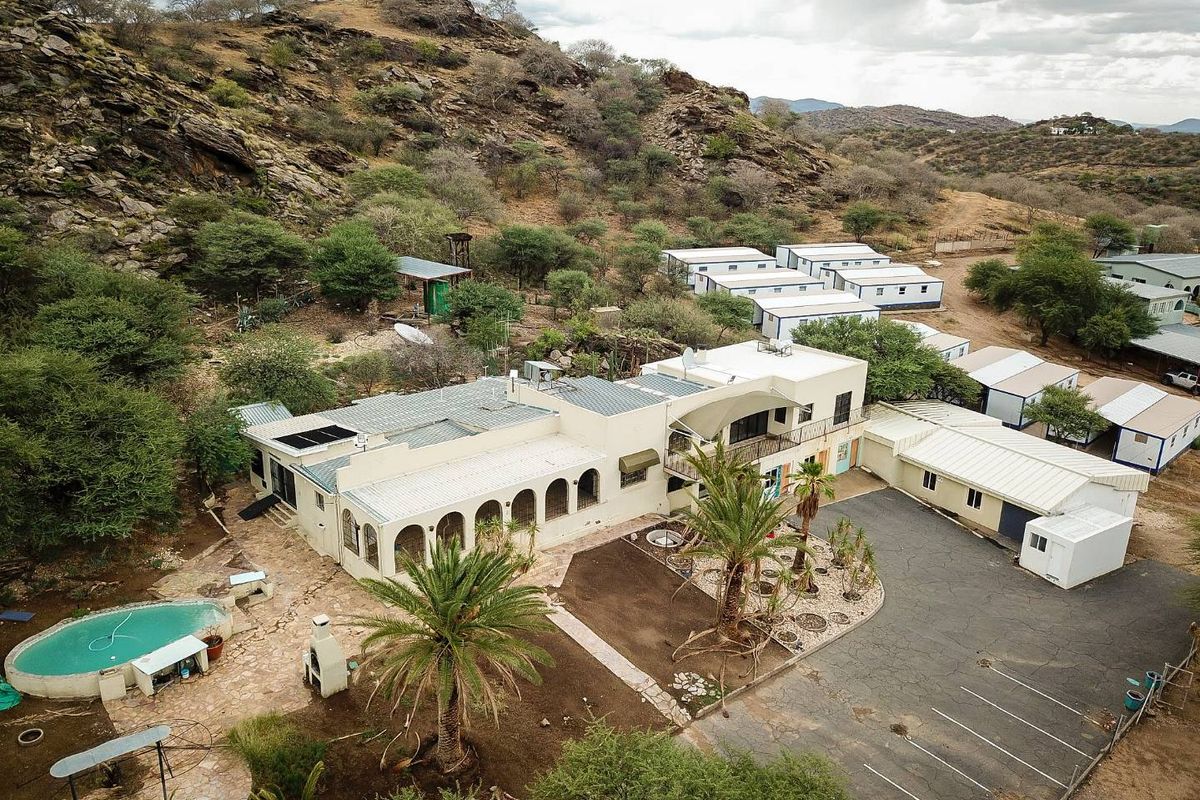 BRAKWATER PROPERTY - 3 FARMHOUSES - FOR SALE: - Photo 4