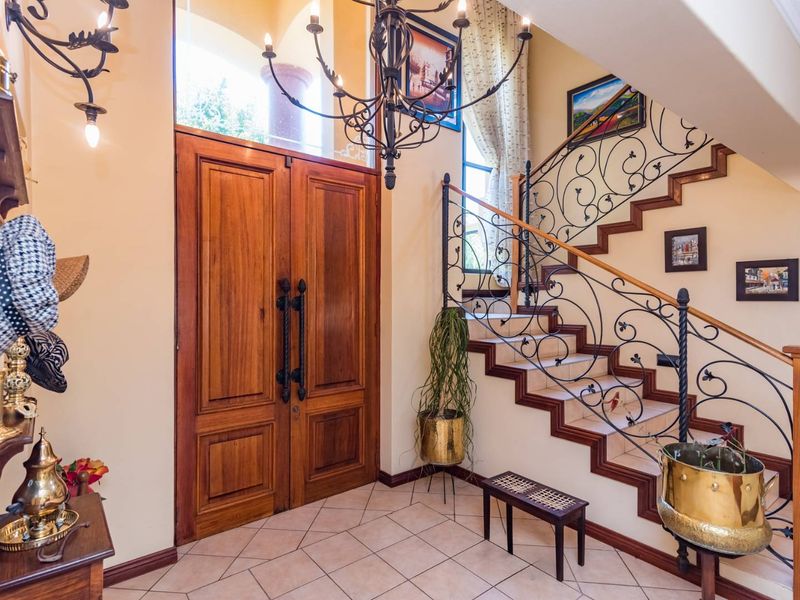 Distinguished Estate living! Only 6 houses in the Estate - Photo 7