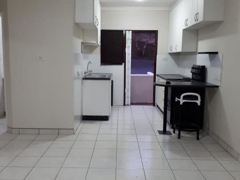 Own a Cozy 2-Bed Apartment in Central New Germany Today! - Photo 3