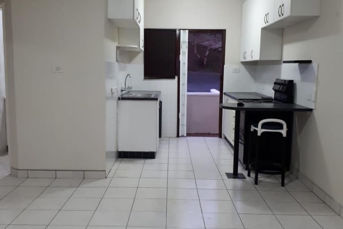 Own a Cozy 2-Bed Apartment in Central New Germany Today! - Photo 3
