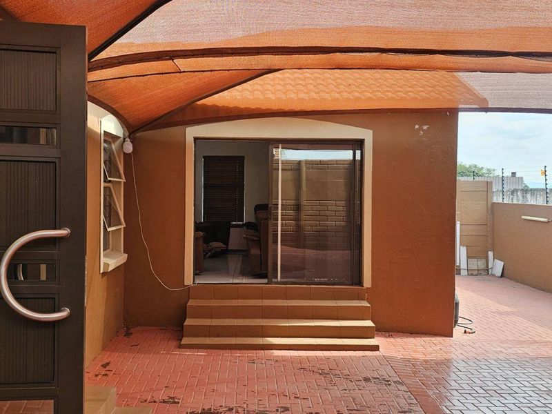 Stunning house to rent at Canal Village - Photo 7