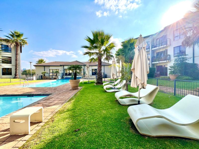 EXCEPTIONAL THREE BED DOUBLE STOREY TOWNHOUSE IN ESPRIT ESTATE FOR RENTAL - Photo 8