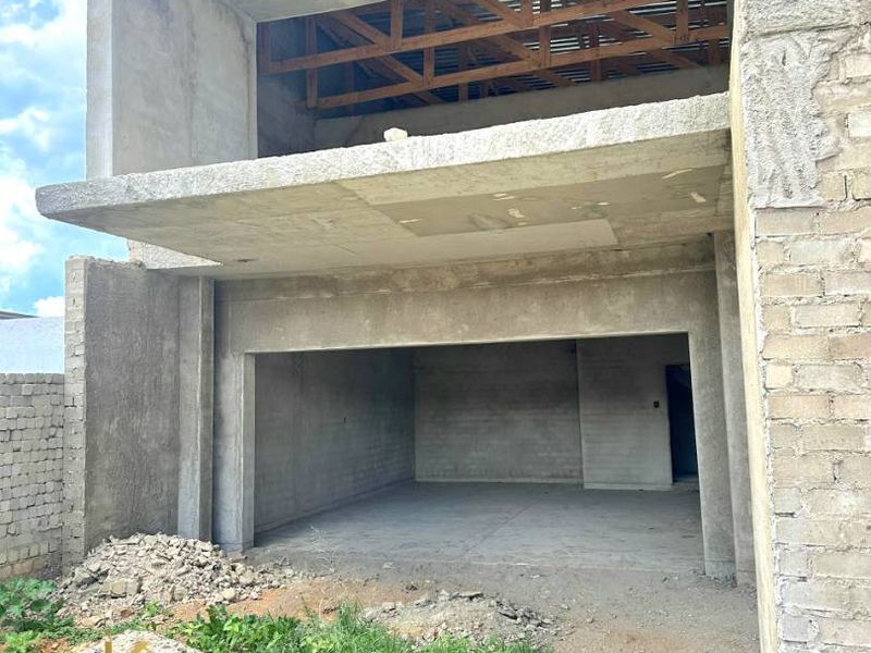 BRAND NEW HOUSE IN ACADEMIA - Photo 2