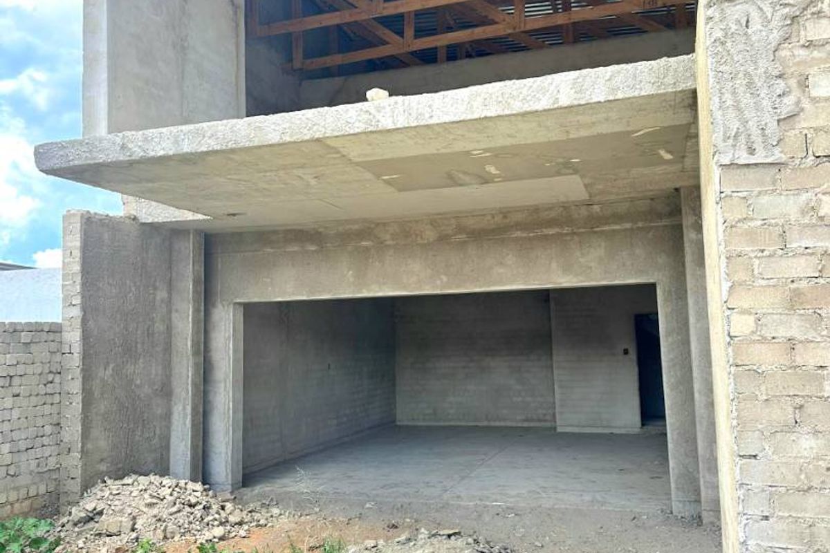 BRAND NEW HOUSE IN ACADEMIA - Photo 2