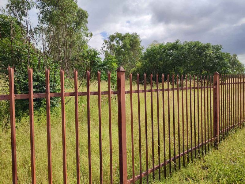 Eldoraigne - large stand for sale next to an eldo estate - Photo 2