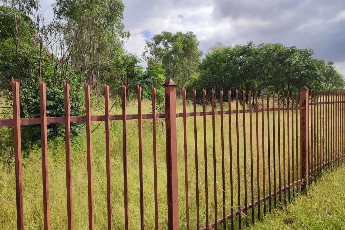 Eldoraigne - large stand for sale next to an eldo estate - Photo 2