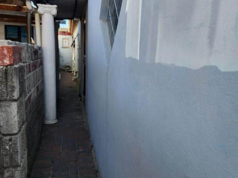 Charming 3-Bedroom Home for Sale in B Section, Khayelitsha - Photo 2