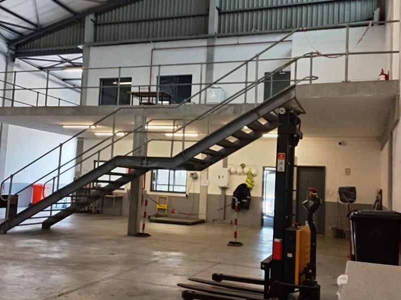 440 Secure Warehouse To Let | CTX Business Park | Airport Industria, Cape Town - Photo 5