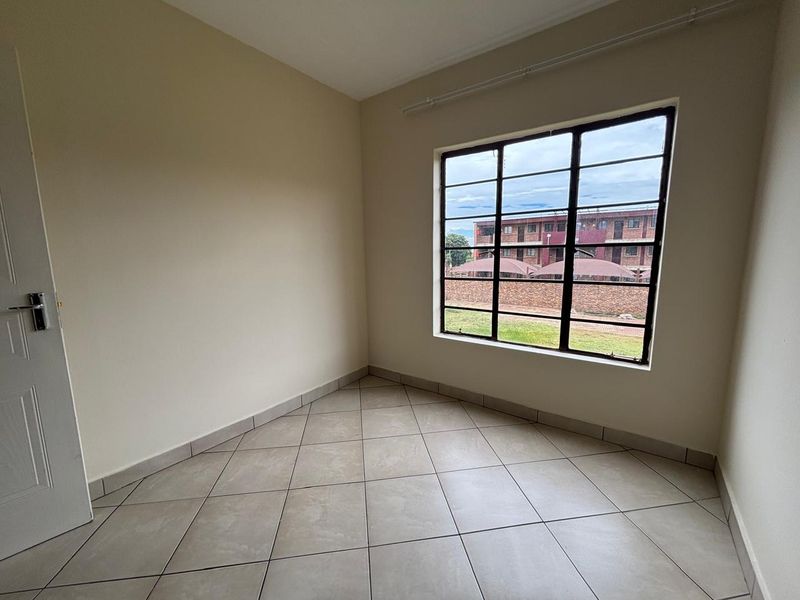 1 Bedroom Apartment for sale in Kempton Park - Photo 8