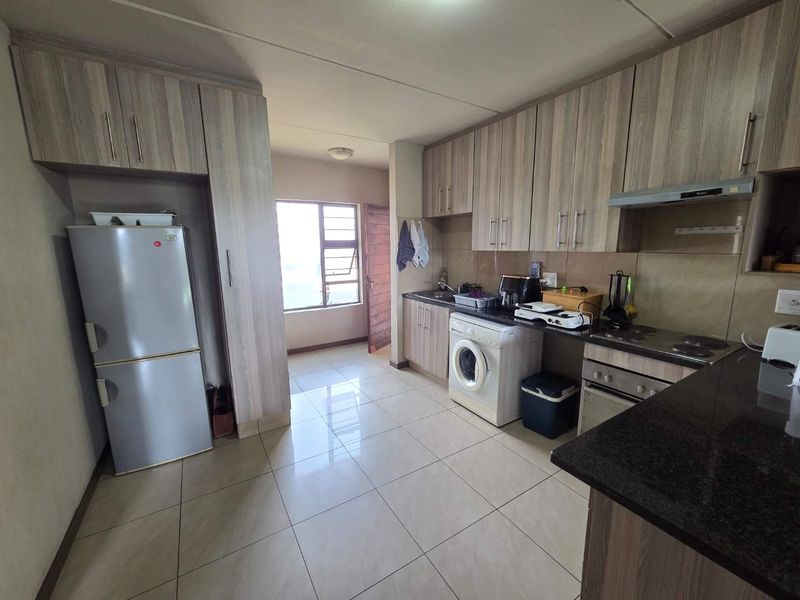 "Hassle-Free Investment with Existing Tenant Income" - Photo 6