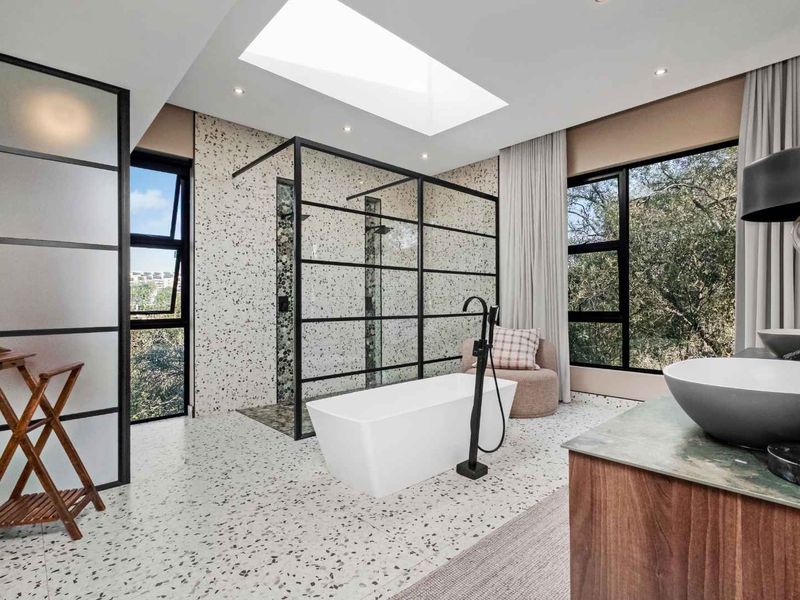 4 Bedroom House for Sale in Helderfontein Estate - Photo 10