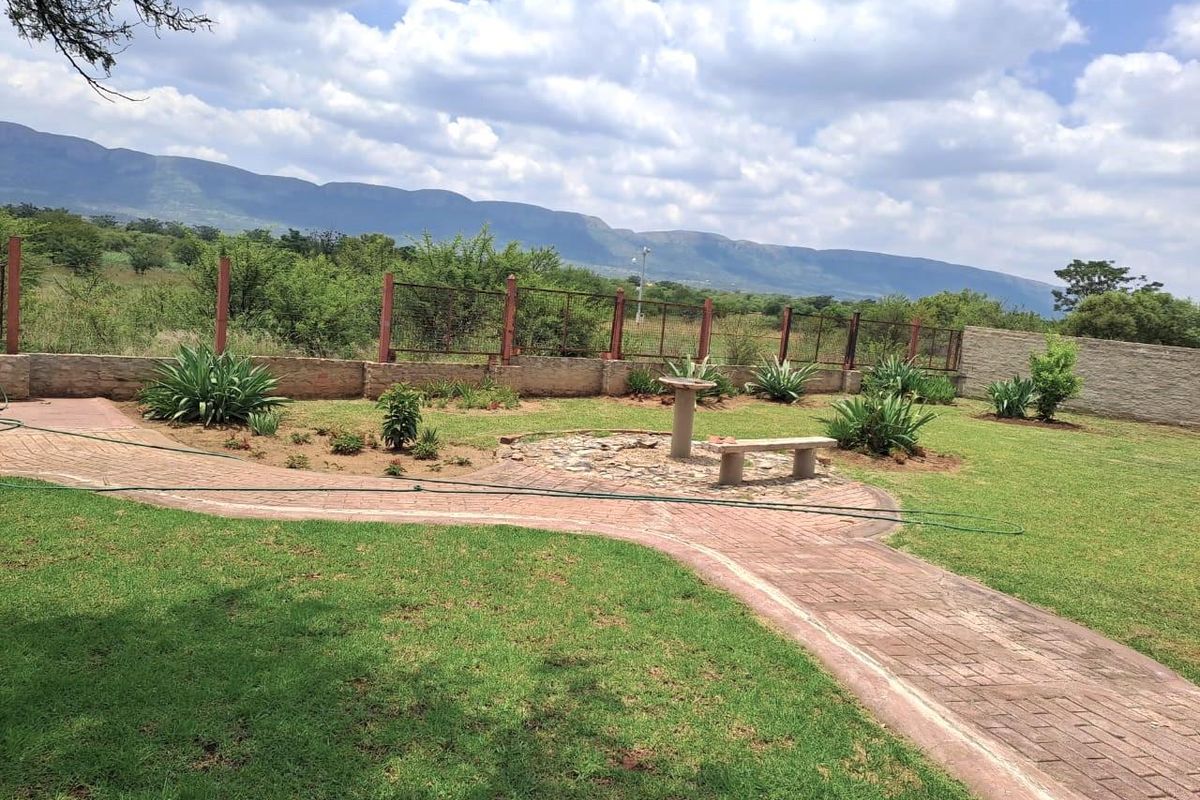 Modern 3 Bedroom Family Home in La Camargue Country Estate - Photo 4