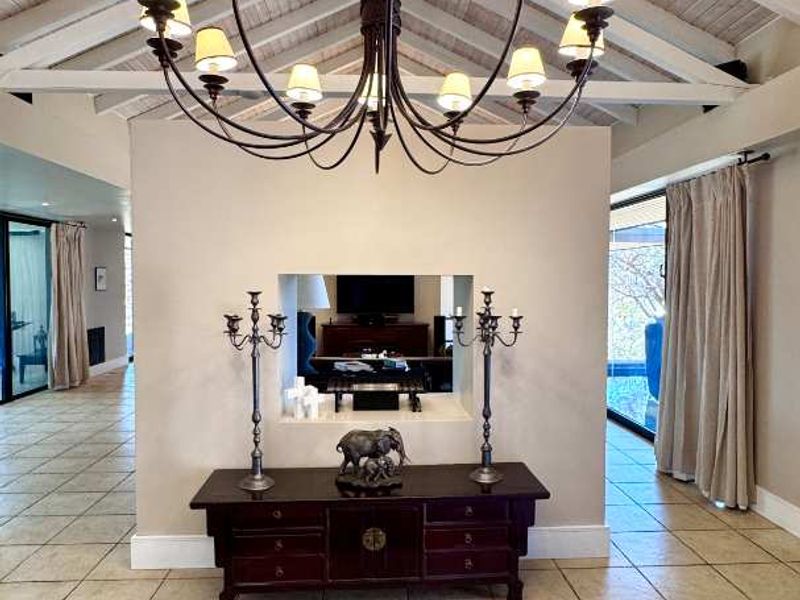 House For Sale in Regenstein Estate - Photo 8