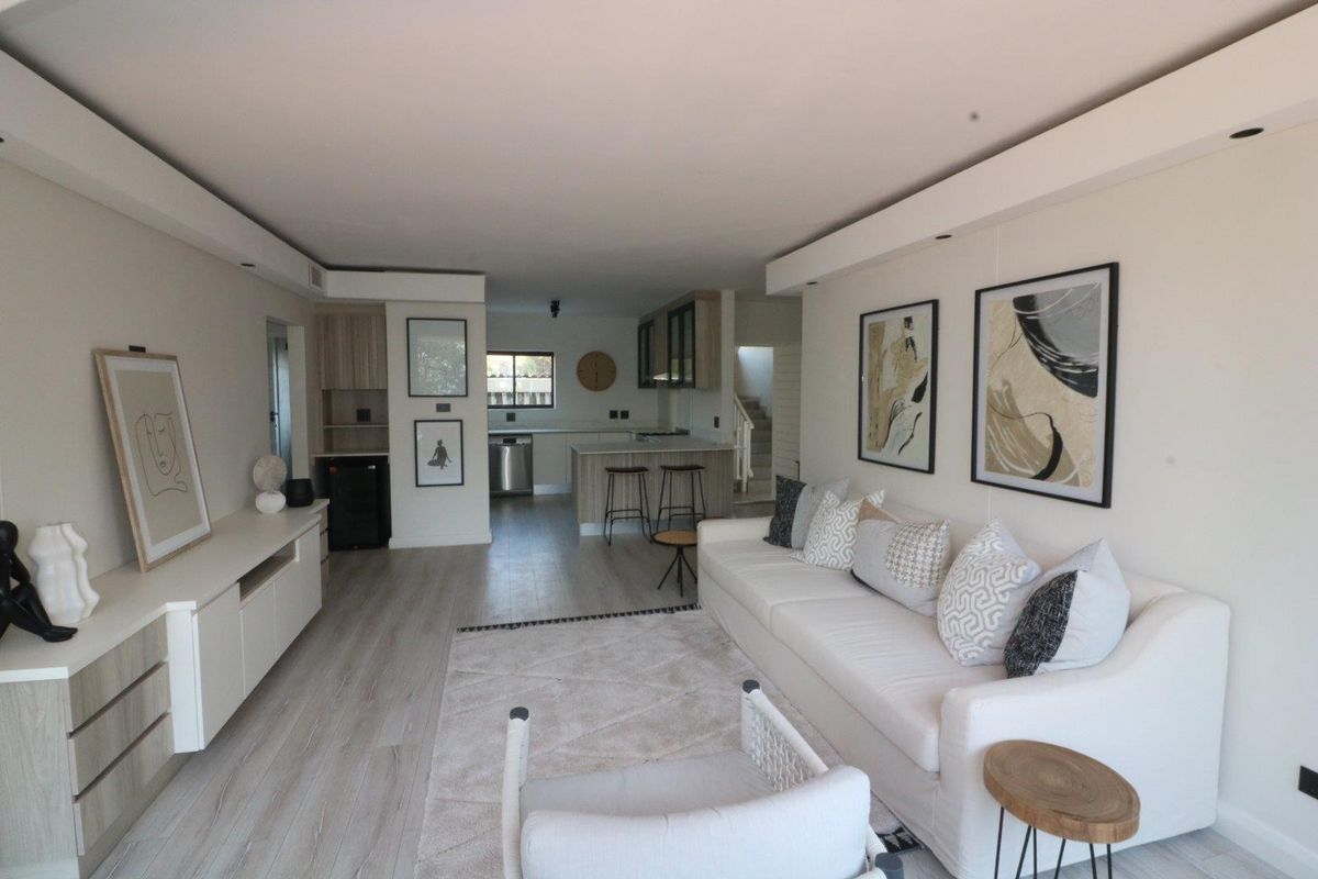 Stunning Newly Renovated Beachfront Oasis With Breathtaking Sea Views! - Photo 4