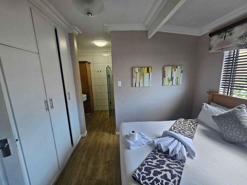 Live Where the Wild Meets the World Heritage - Photo 9